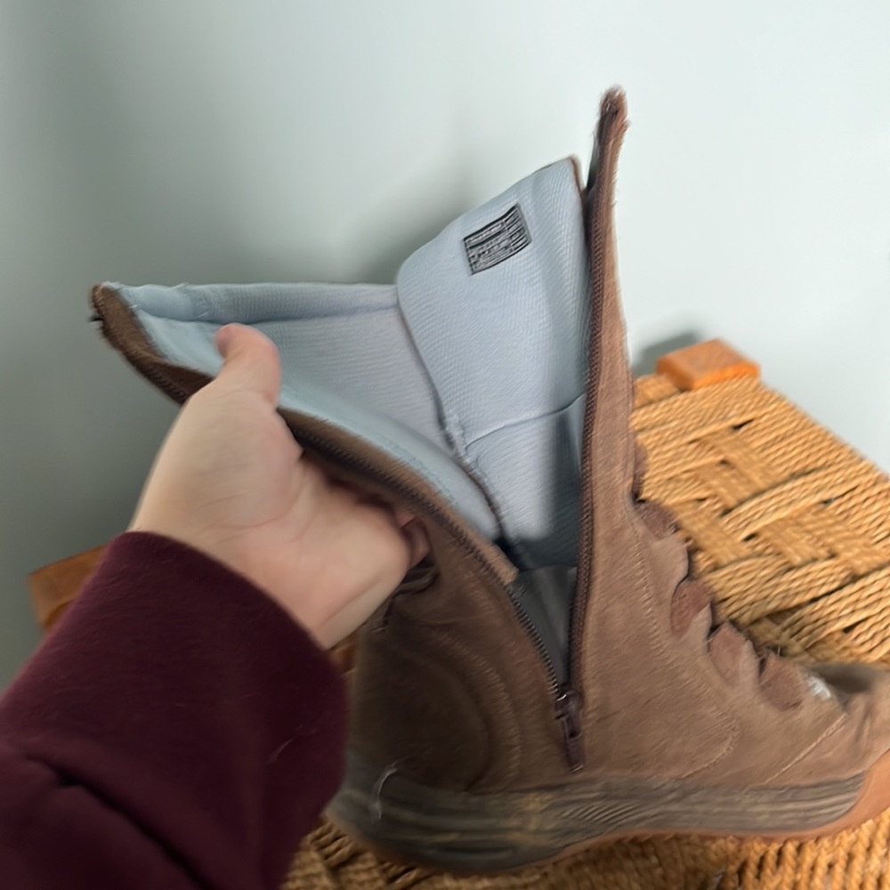 TEVA Hiking Boots - Picture 5 of 7